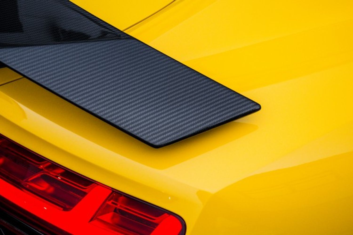 AUDI R8 COUPE 5.2 V10 PLUS QUATTRO 2DR SEMI AUTOMATIC