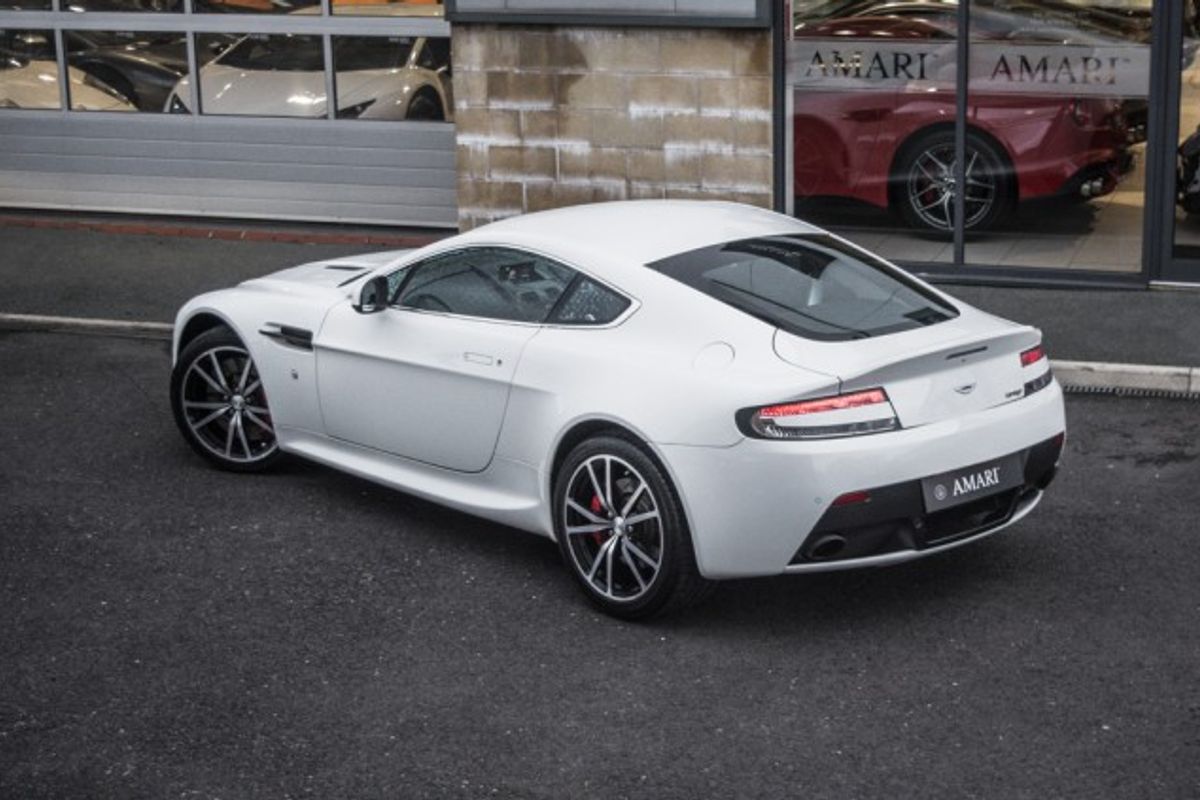 ASTON MARTIN VANTAGE COUPE 4.7 V8 3DR