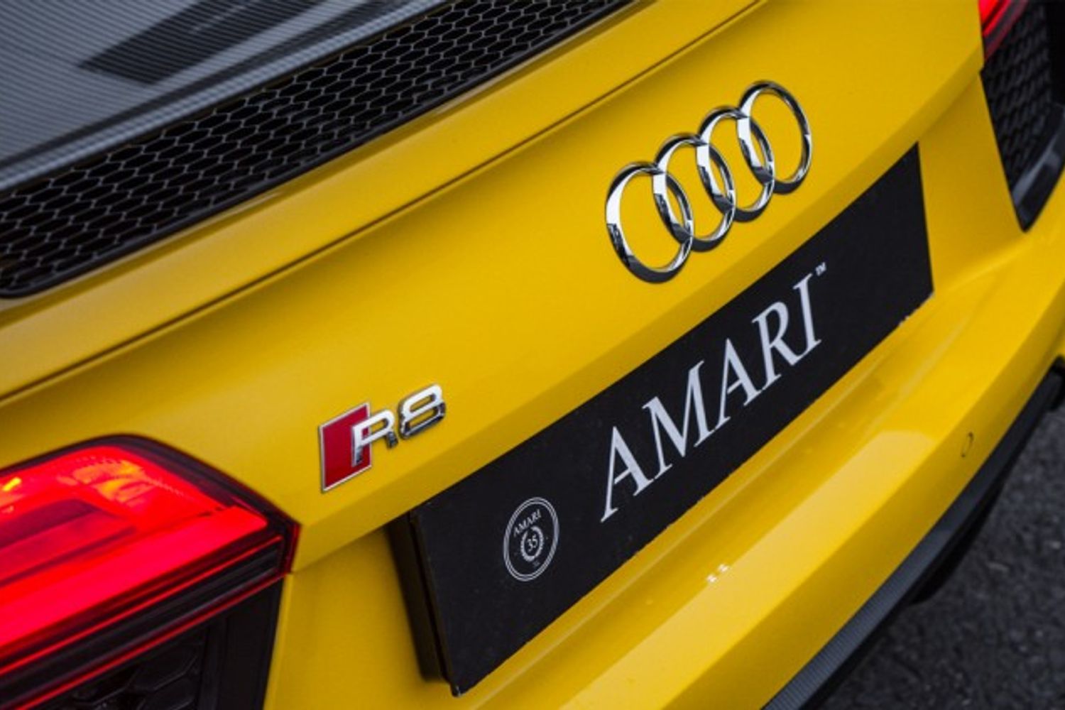 AUDI R8 COUPE 5.2 V10 PLUS QUATTRO 2DR SEMI AUTOMATIC