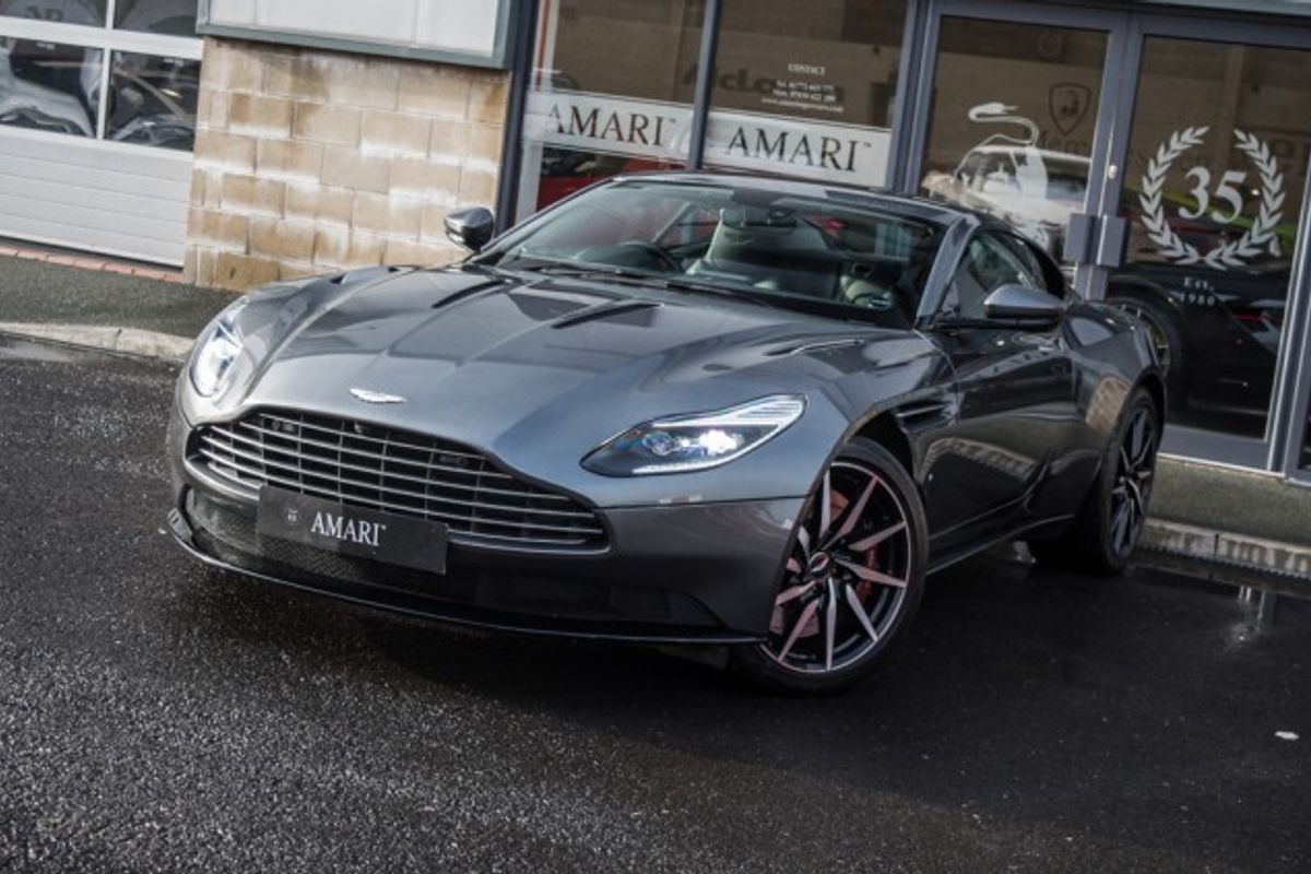 ASTON MARTIN DB11 COUPE 5.2 V12 Launch Edition