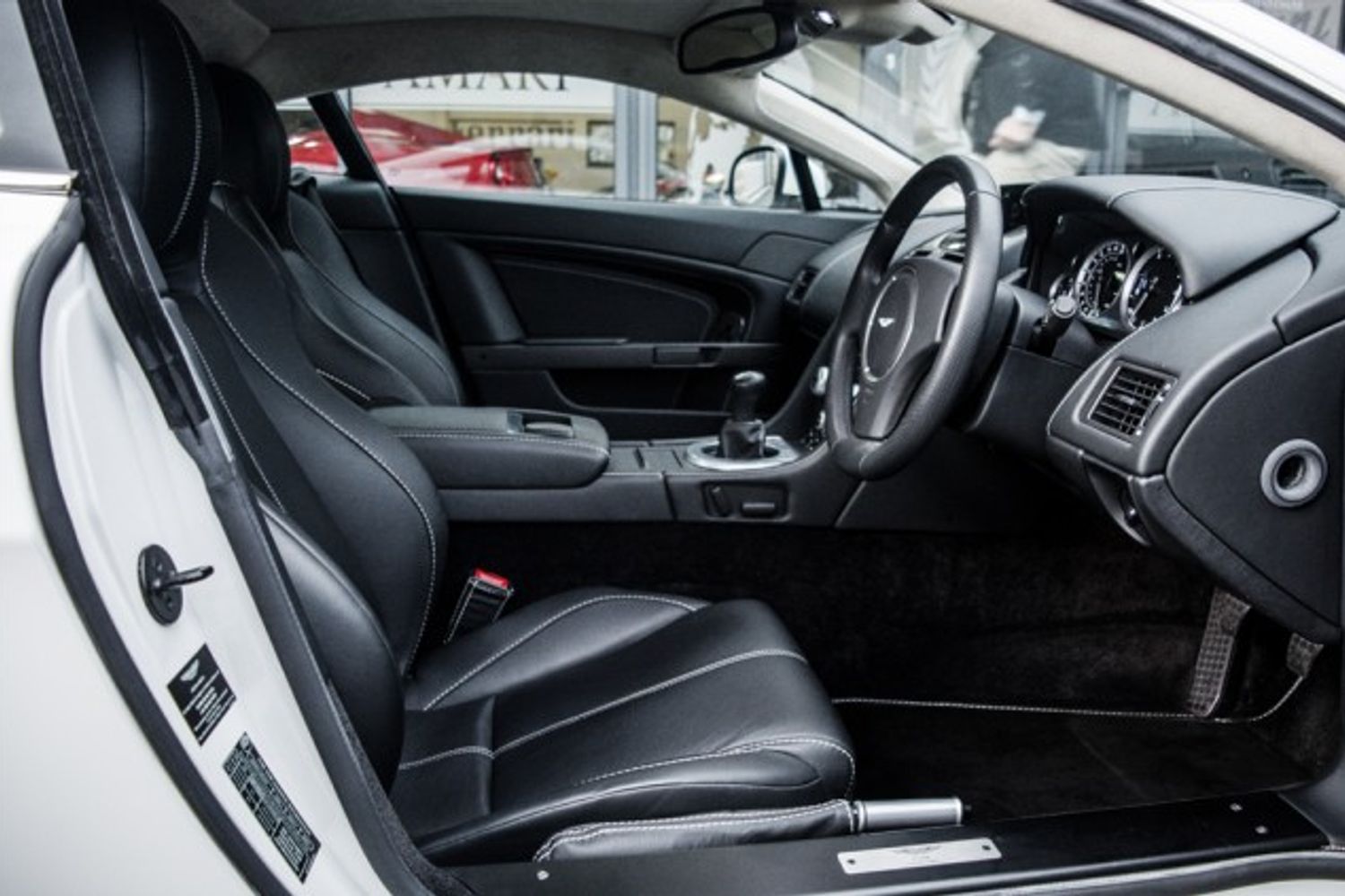 ASTON MARTIN VANTAGE COUPE 4.7 V8 3DR