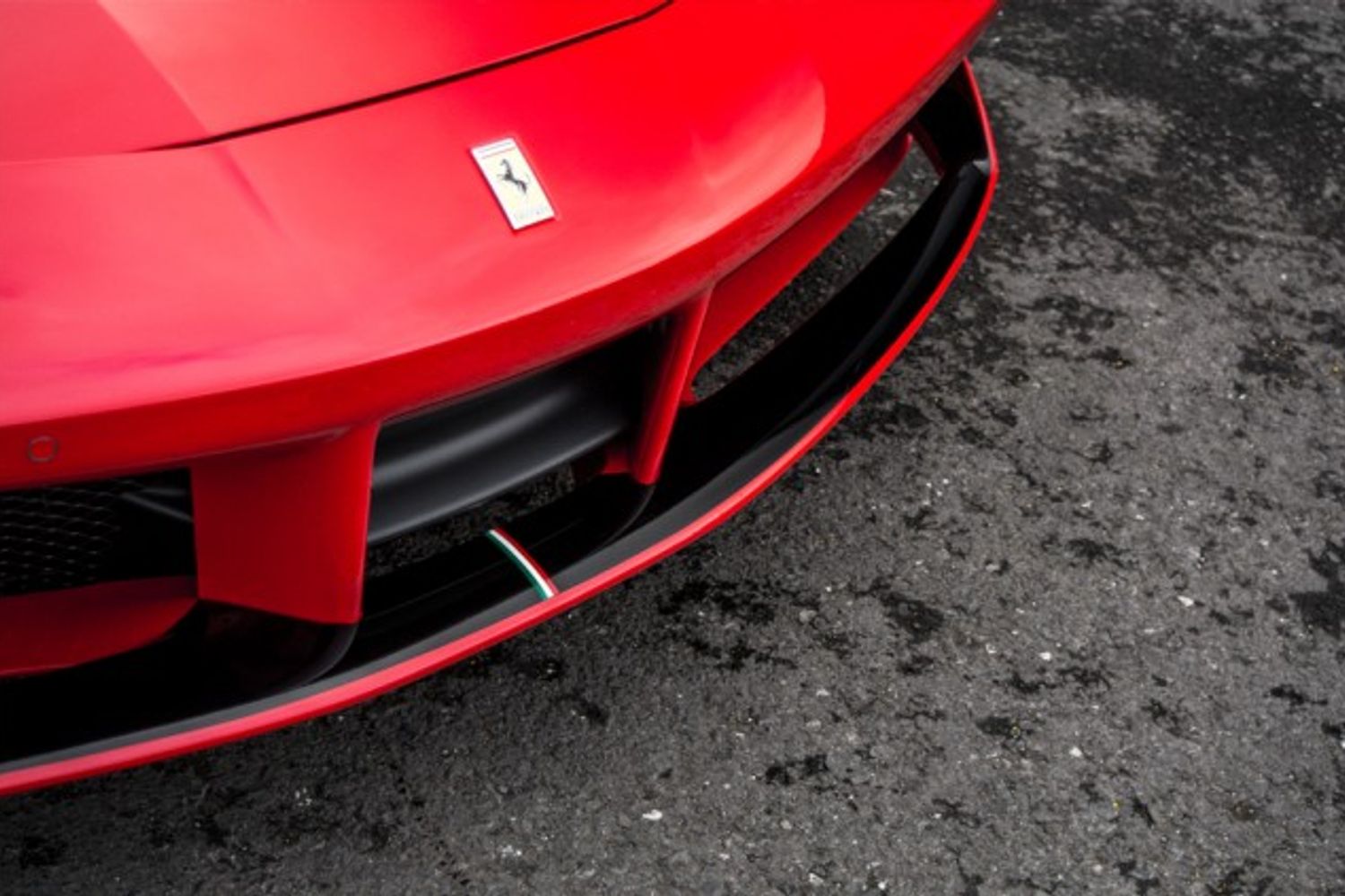 FERRARI 488 COUPE 3.9 GTB 2DR SEMI AUTOMATIC