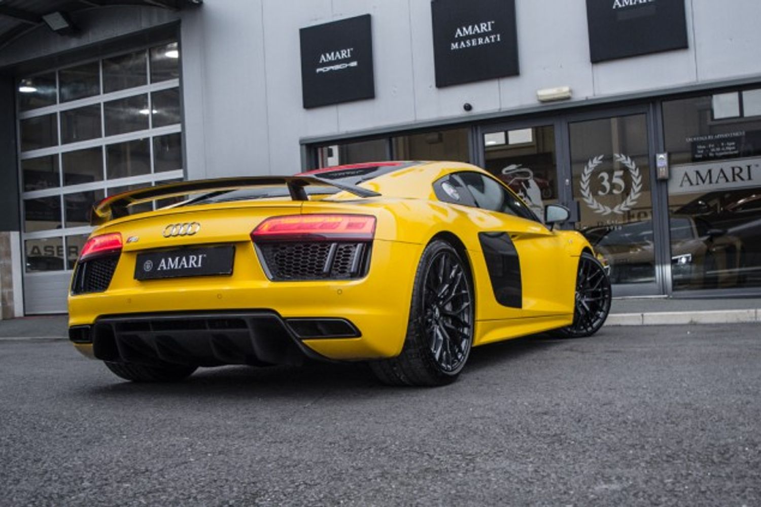 AUDI R8 COUPE 5.2 V10 PLUS QUATTRO 2DR SEMI AUTOMATIC