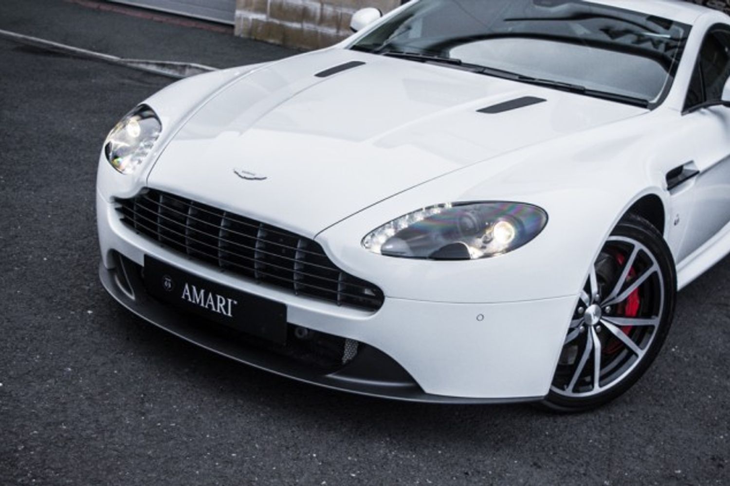 ASTON MARTIN VANTAGE COUPE 4.7 V8 3DR