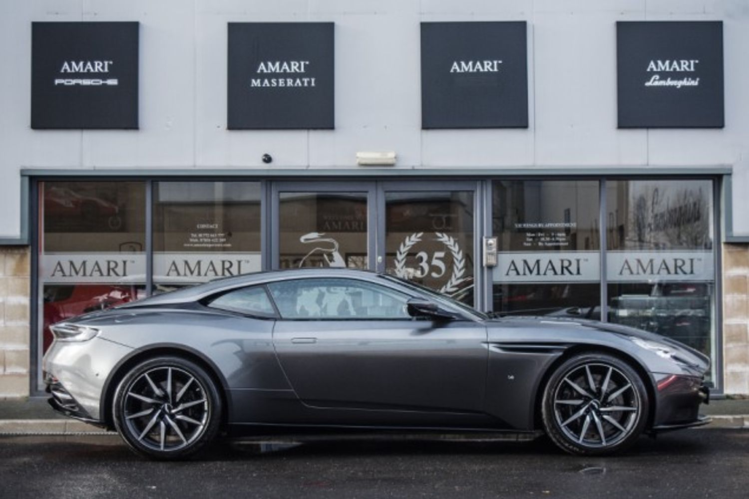 ASTON MARTIN DB11 COUPE 5.2 V12 Launch Edition