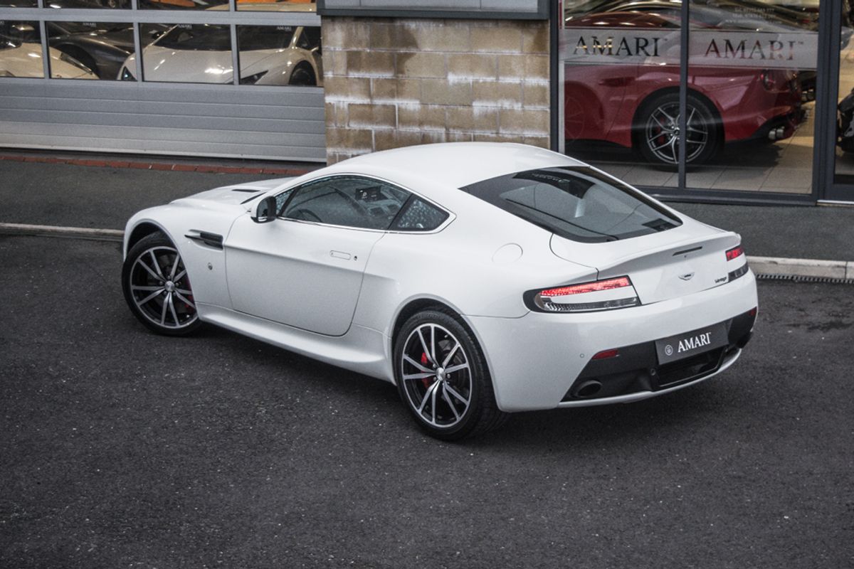 ASTON MARTIN VANTAGE COUPE 4.7 V8 3DR