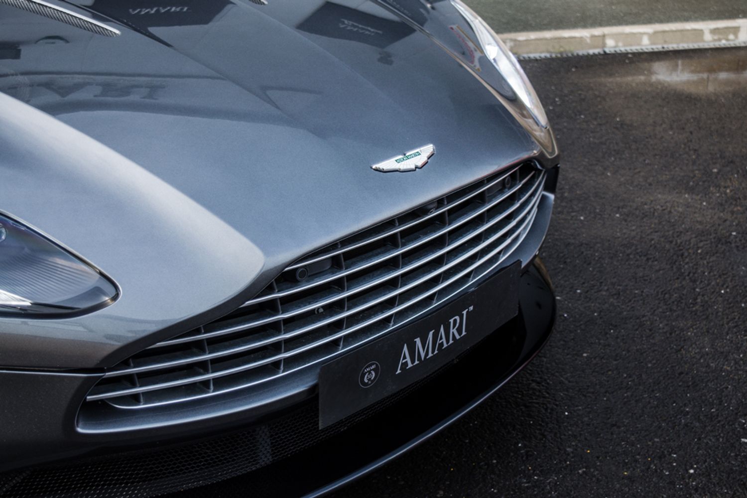 ASTON MARTIN DB11 COUPE 5.2 V12 Launch Edition