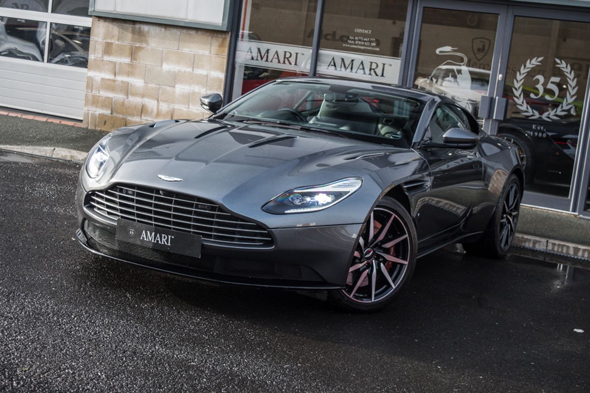 ASTON MARTIN DB11 COUPE 5.2 V12 Launch Edition