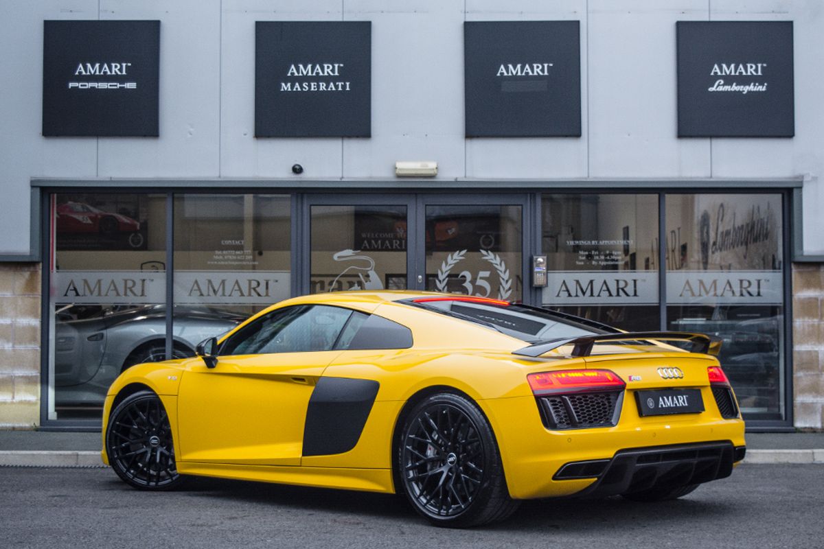 AUDI R8 COUPE 5.2 V10 PLUS QUATTRO 2DR SEMI AUTOMATIC