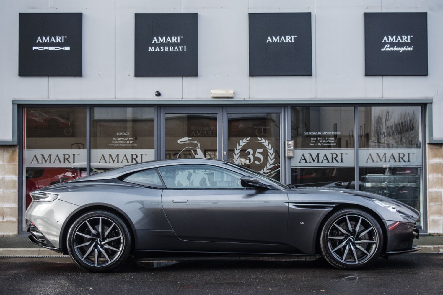 ASTON MARTIN DB11 COUPE 5.2 V12 Launch Edition