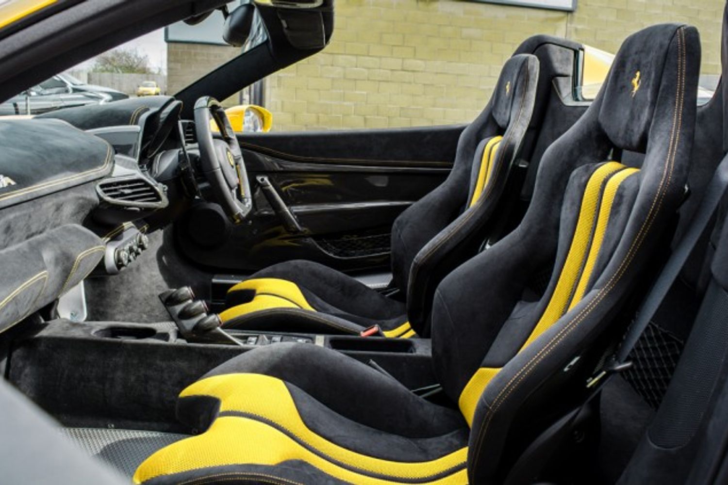 FERRARI 458 SPECIALE A CONVERTIBLE 4.5 AD 2DR SEMI AUTOMATIC