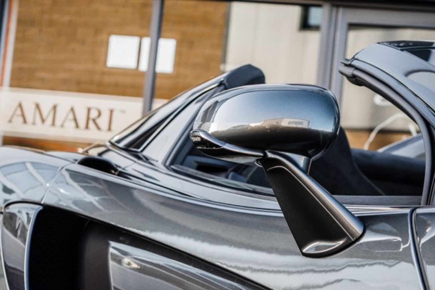 MCLAREN 570S CONVERTIBLE 3.8 V8 SSG 2DR SEMI AUTOMATIC