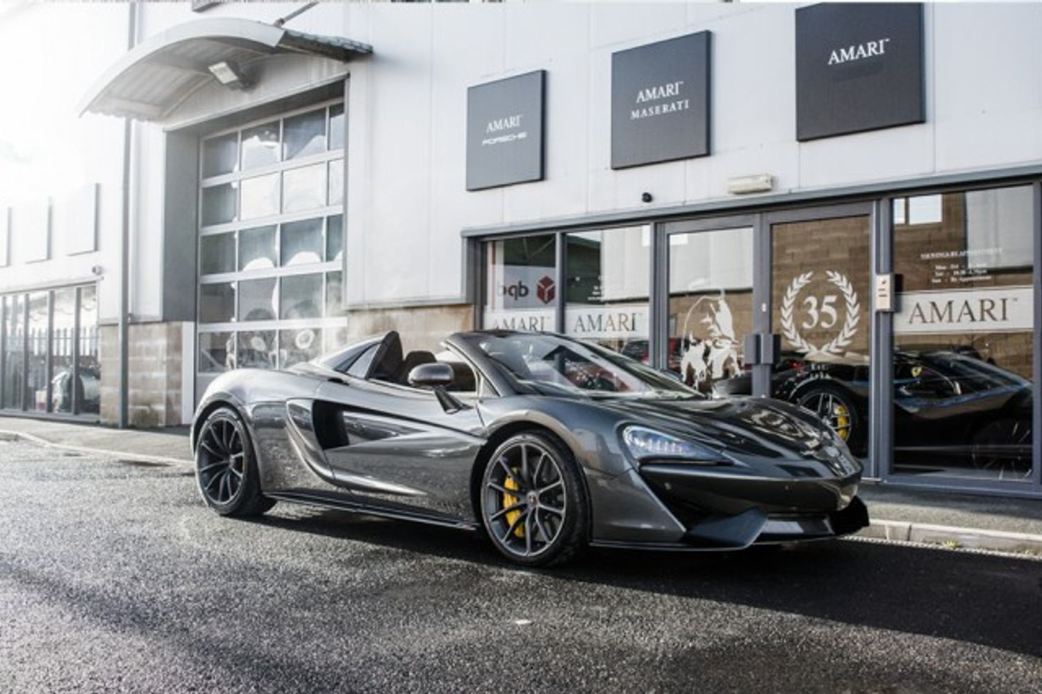 MCLAREN 570S CONVERTIBLE 3.8 V8 SSG 2DR SEMI AUTOMATIC