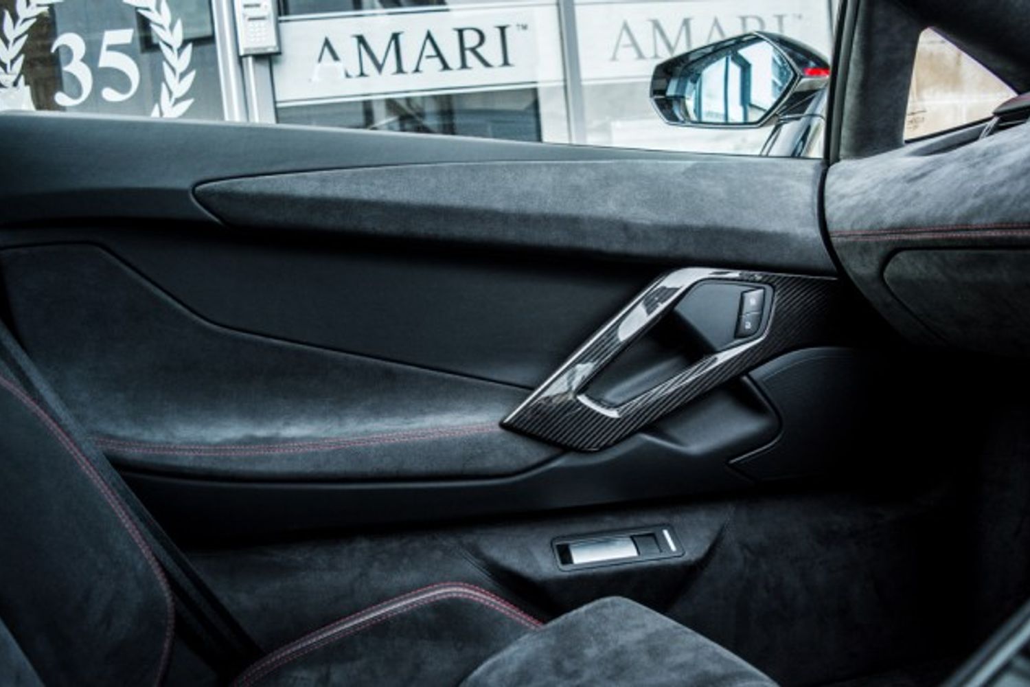 LAMBORGHINI AVENTADOR COUPE 6.5 LP 700-4 PIRELLI EDITION