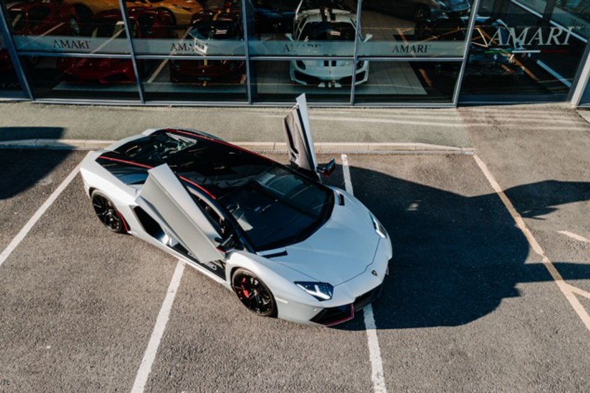LAMBORGHINI AVENTADOR COUPE 6.5 LP 700-4 PIRELLI EDITION