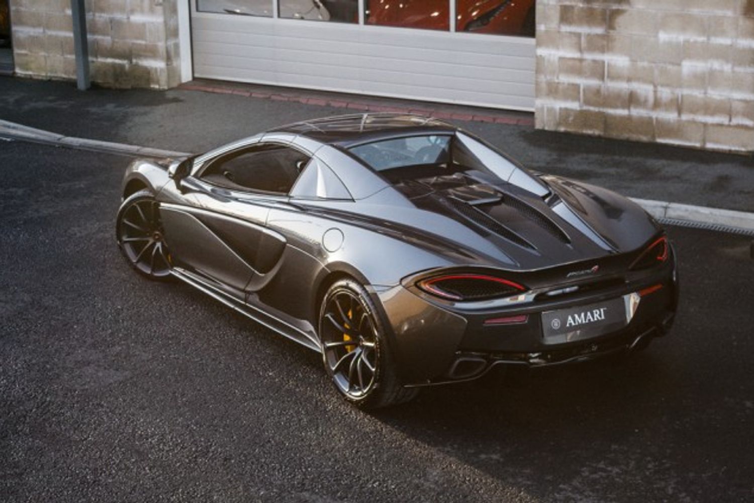 MCLAREN 570S CONVERTIBLE 3.8 V8 SSG 2DR SEMI AUTOMATIC