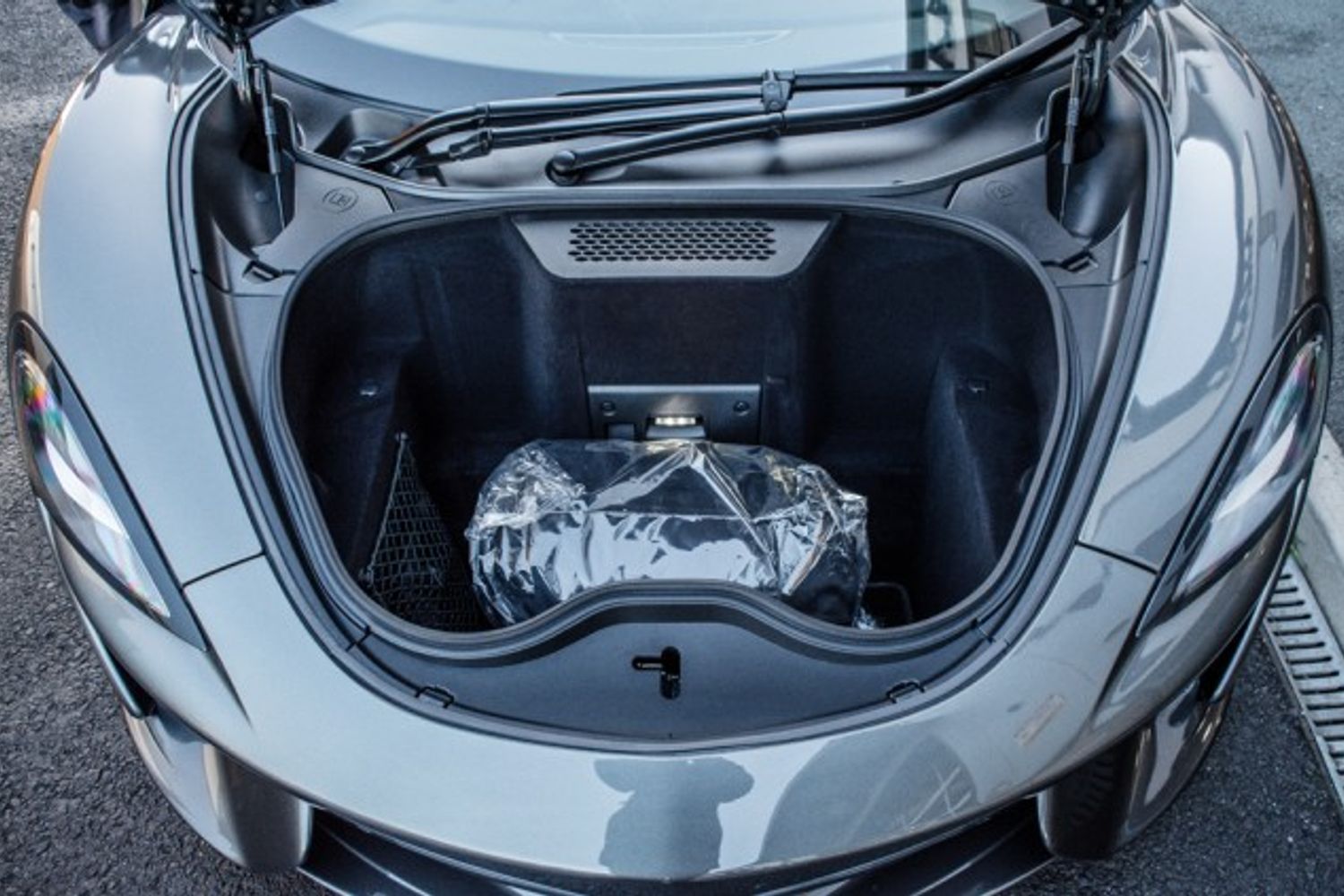 MCLAREN 570S CONVERTIBLE 3.8 V8 SSG 2DR SEMI AUTOMATIC