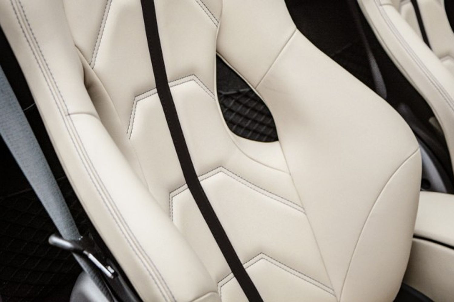 FERRARI 488 CONVERTIBLE 3.9 SPIDER 2DR SEMI AUTOMATIC