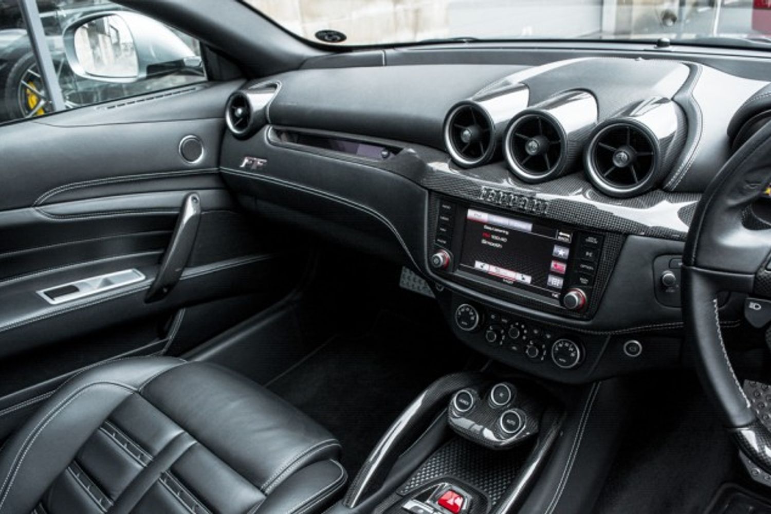 FERRARI FF HATCHBACK 6.3 V12 3DR