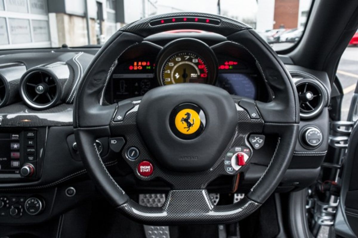 FERRARI FF HATCHBACK 6.3 V12 3DR