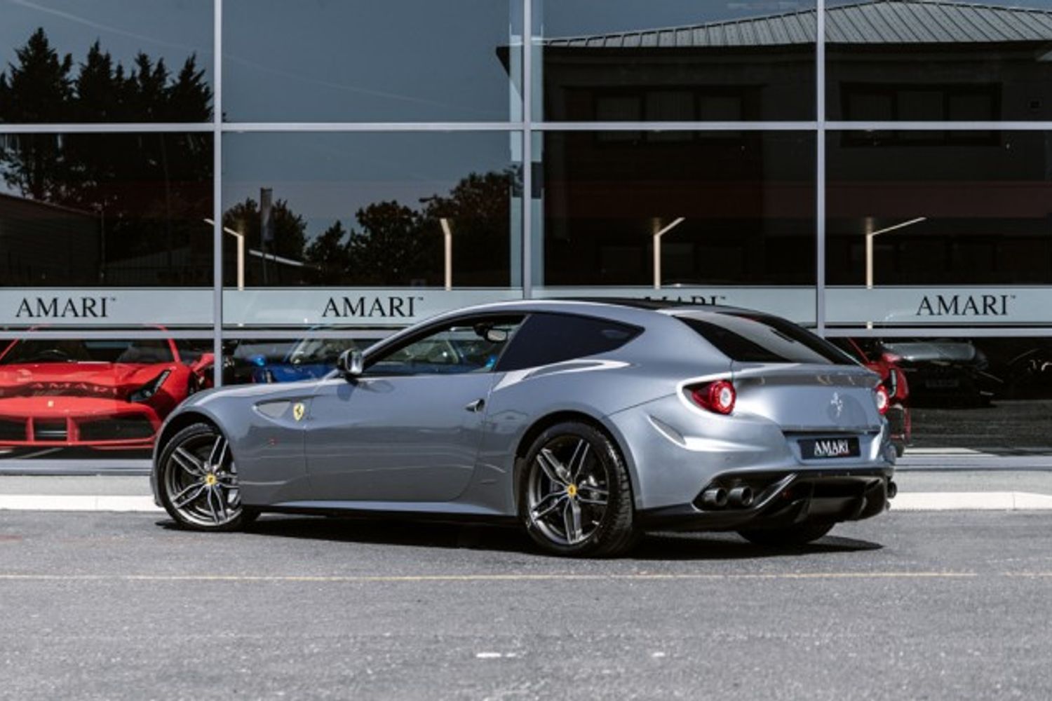FERRARI FF HATCHBACK 6.3 V12 3DR