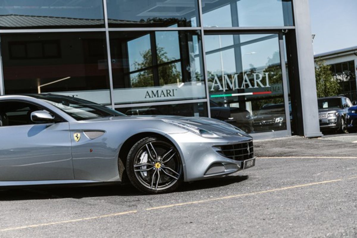 FERRARI FF HATCHBACK 6.3 V12 3DR