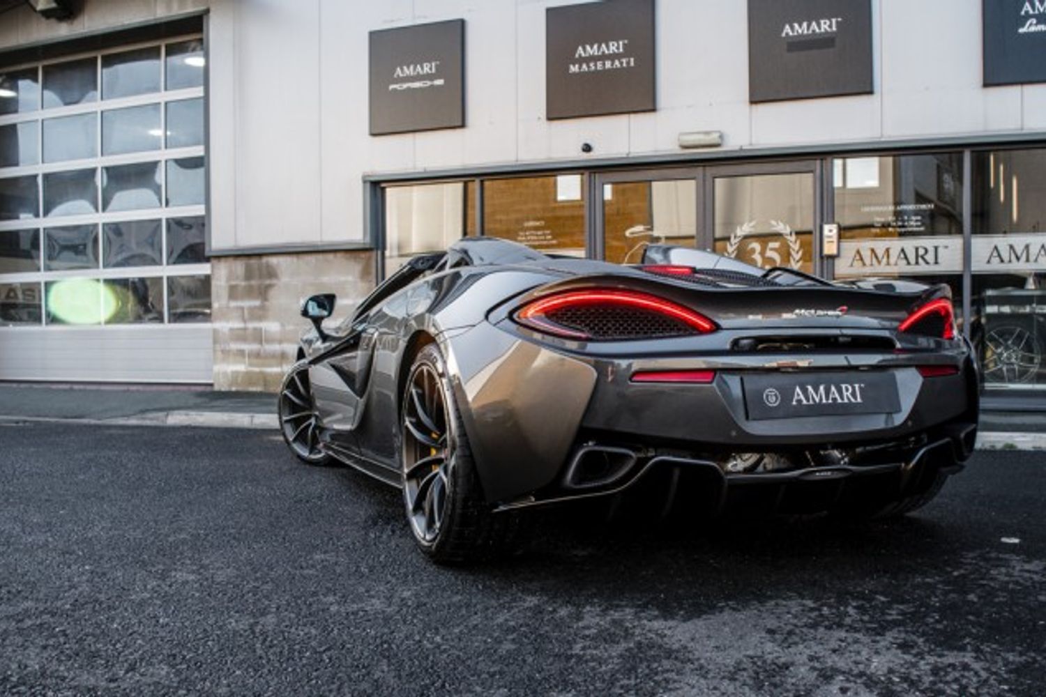MCLAREN 570S CONVERTIBLE 3.8 V8 SSG 2DR SEMI AUTOMATIC