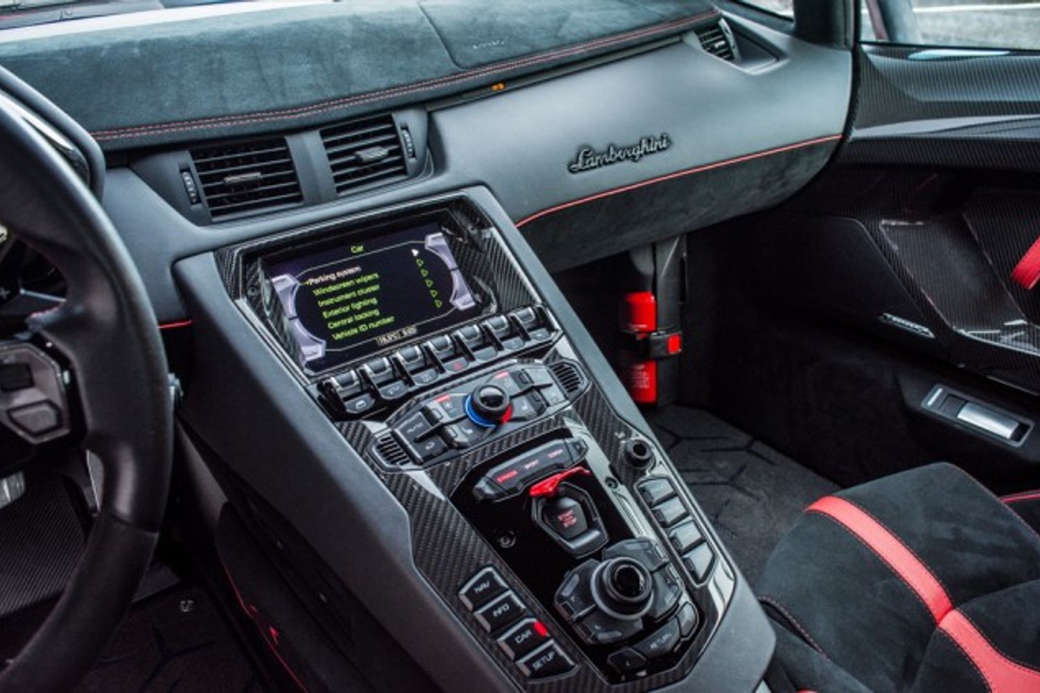 LAMBORGHINI AVENTADOR COUPE 6.5 LP 750-4 SUPERVELOCE LHD