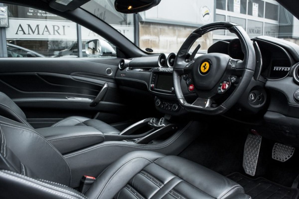 FERRARI FF HATCHBACK 6.3 V12 3DR