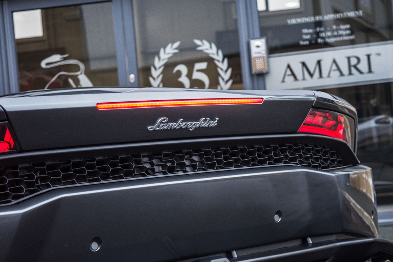 LAMBORGHINI HURACAN CONVERTIBLE 5.2 LP 610-4 SPYDER 2DR SEMI AUTOMATIC