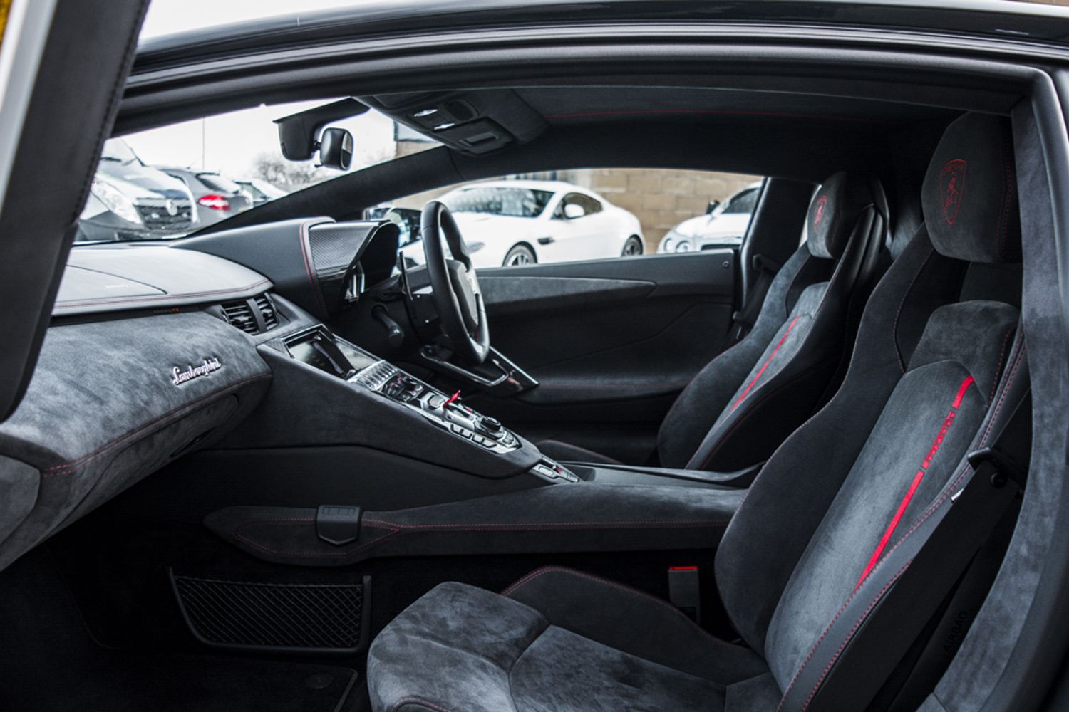 LAMBORGHINI AVENTADOR COUPE 6.5 LP 700-4 PIRELLI EDITION