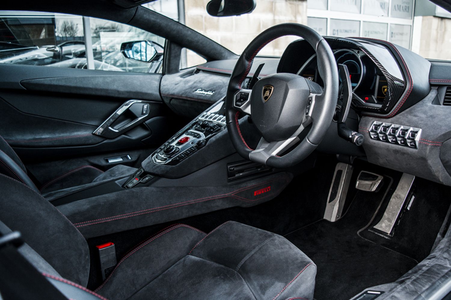 LAMBORGHINI AVENTADOR COUPE 6.5 LP 700-4 PIRELLI EDITION
