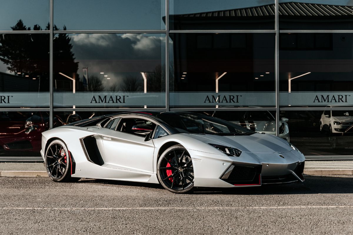 LAMBORGHINI AVENTADOR COUPE 6.5 LP 700-4 PIRELLI EDITION