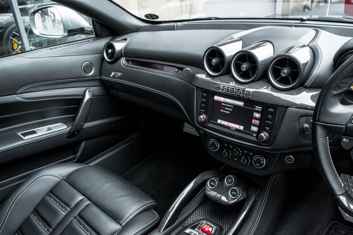 FERRARI FF HATCHBACK 6.3 V12 3DR