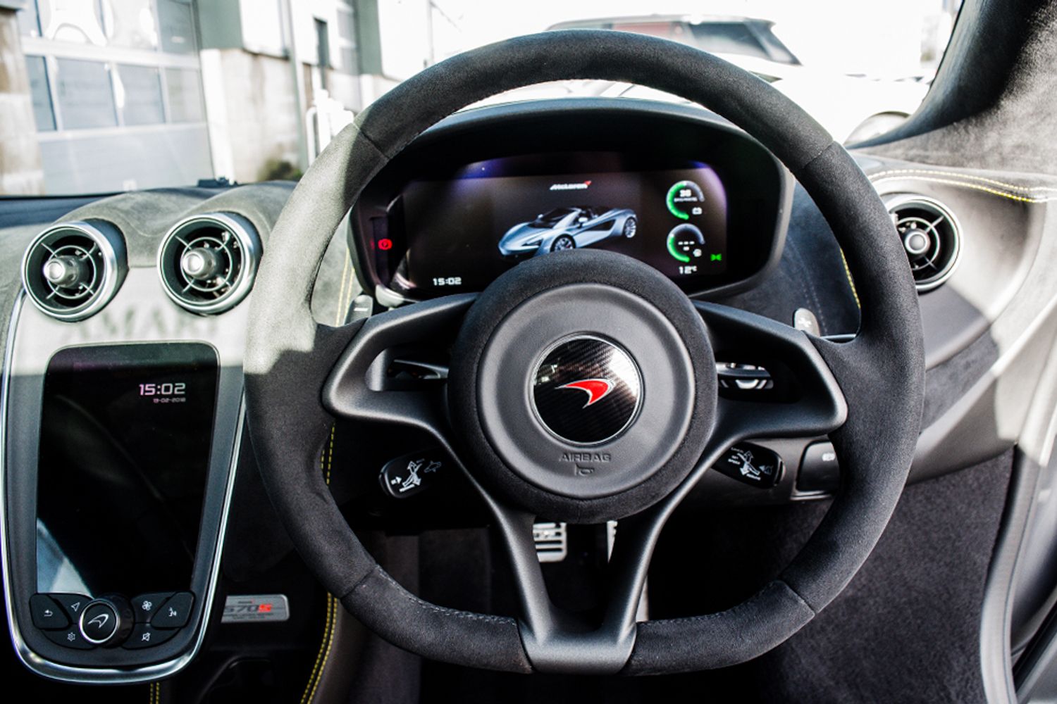 MCLAREN 570S CONVERTIBLE 3.8 V8 SSG 2DR SEMI AUTOMATIC