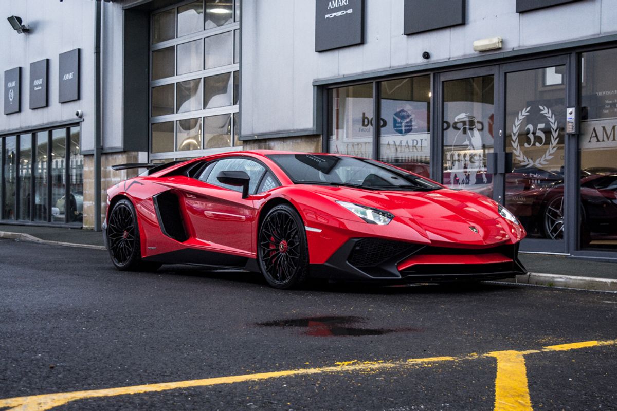 LAMBORGHINI AVENTADOR COUPE 6.5 LP 750-4 SUPERVELOCE LHD
