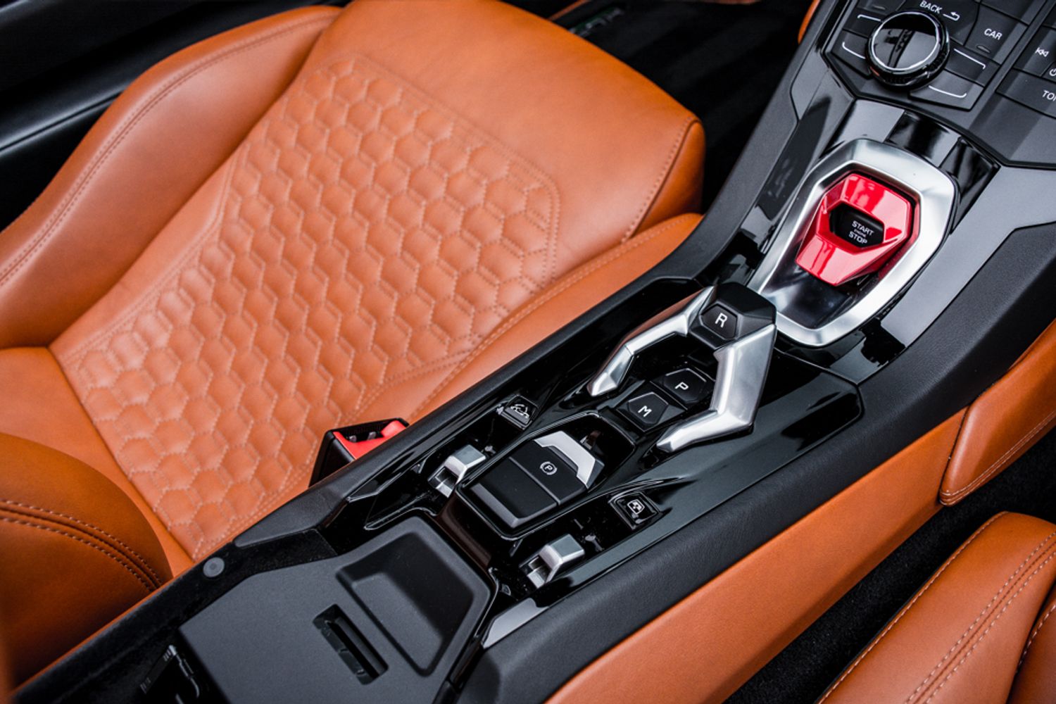 LAMBORGHINI HURACAN CONVERTIBLE 5.2 LP 610-4 SPYDER 2DR SEMI AUTOMATIC