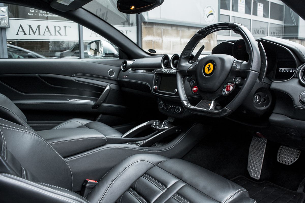 FERRARI FF HATCHBACK 6.3 V12 3DR