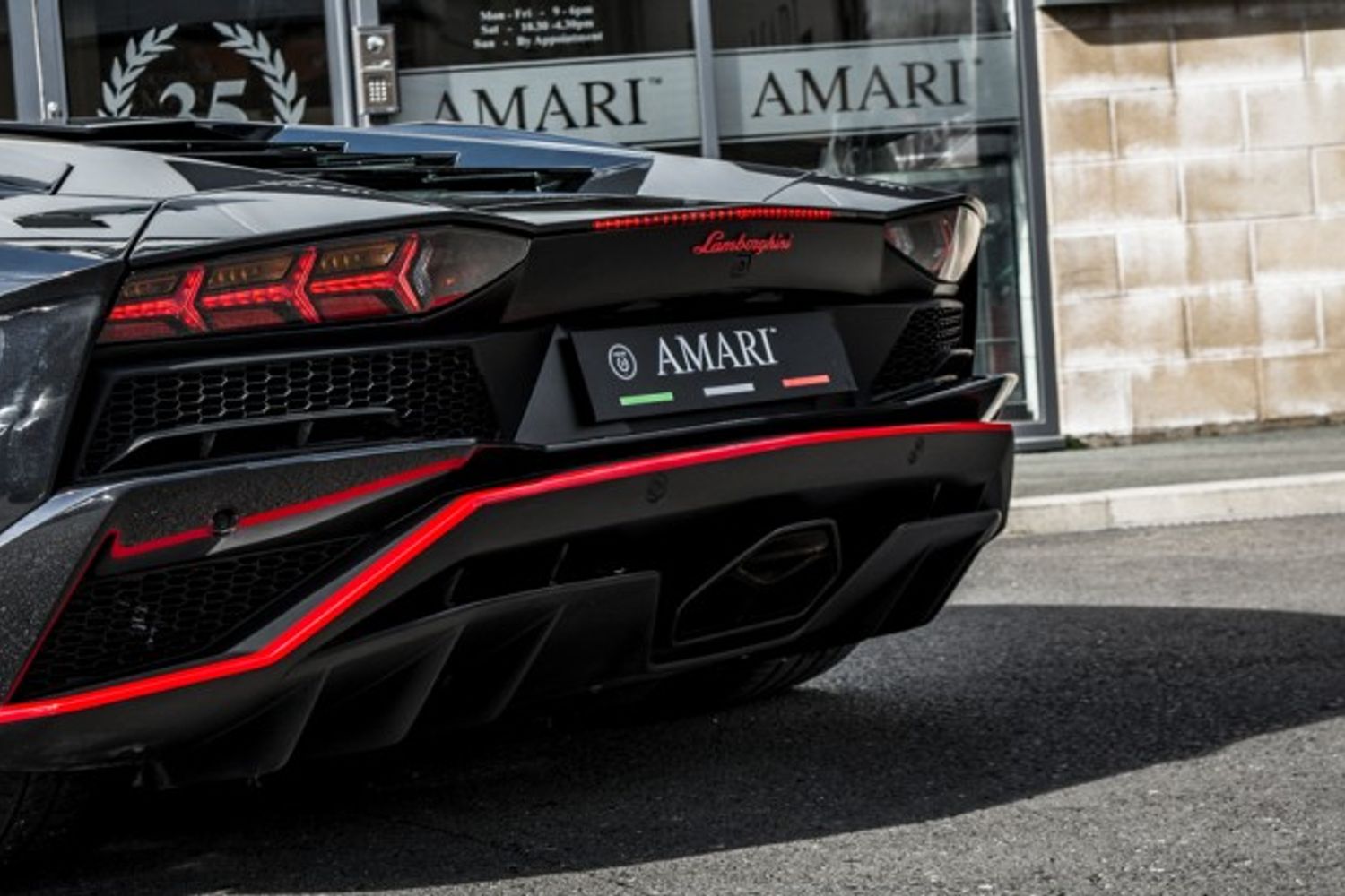 LAMBORGHINI AVENTADOR COUPE 6.5 LP 740-4 S 2DR SEMI AUTOMATIC