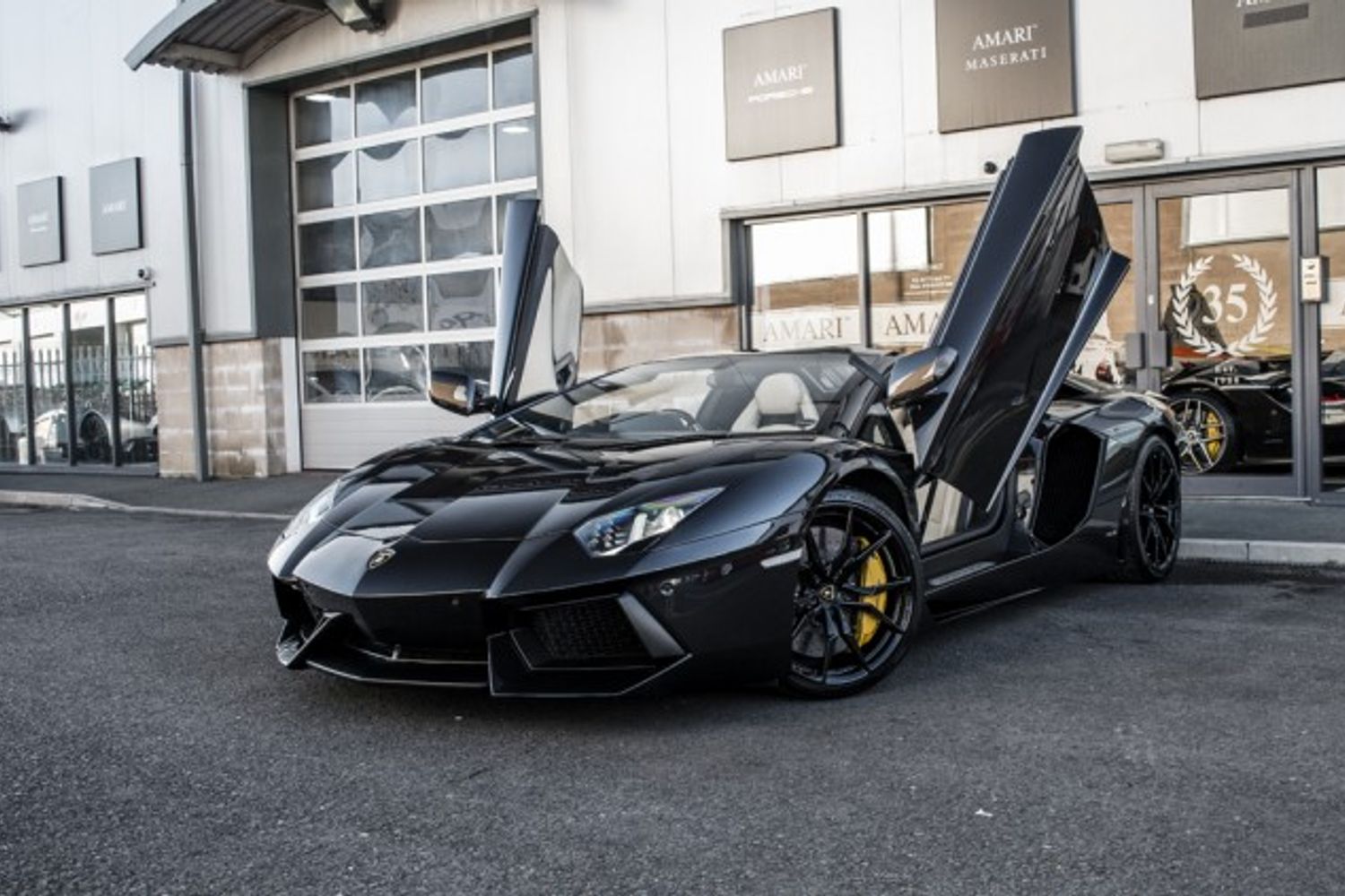 LAMBORGHINI AVENTADOR CONVERTIBLE 6.5 LP 700-4 ROADSTER 2DR SEMI AUTOMATIC