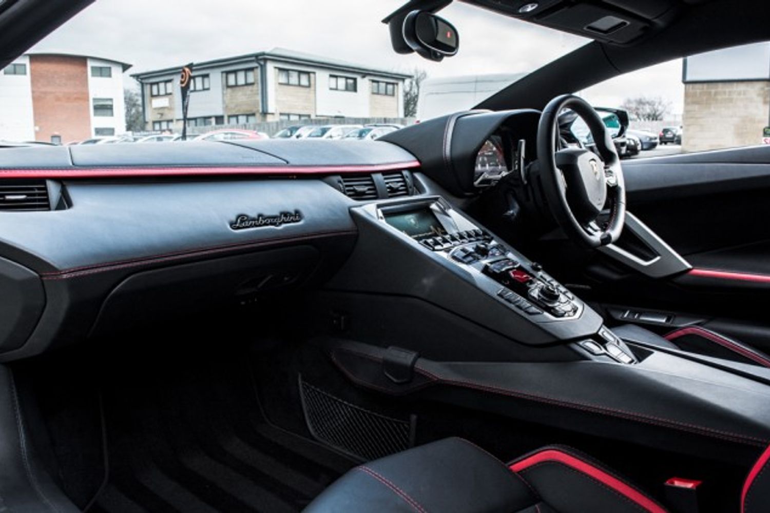 LAMBORGHINI AVENTADOR COUPE 6.5 LP 740-4 S 2DR SEMI AUTOMATIC