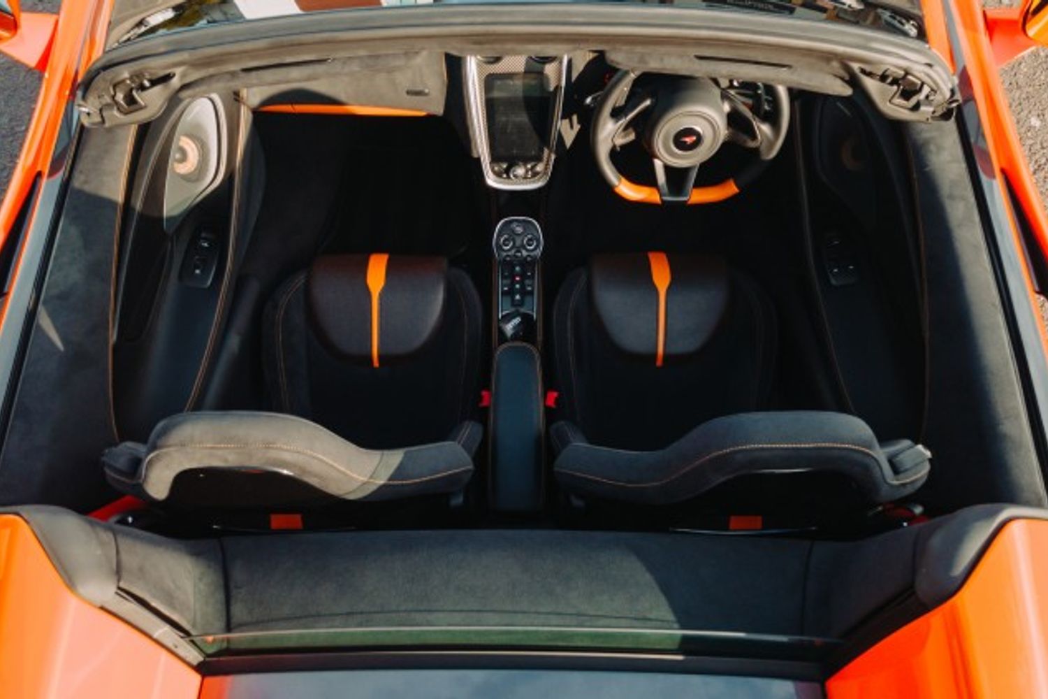 MCLAREN 570S CONVERTIBLE 3.8 V8 SSG 2DR SEMI AUTOMATIC