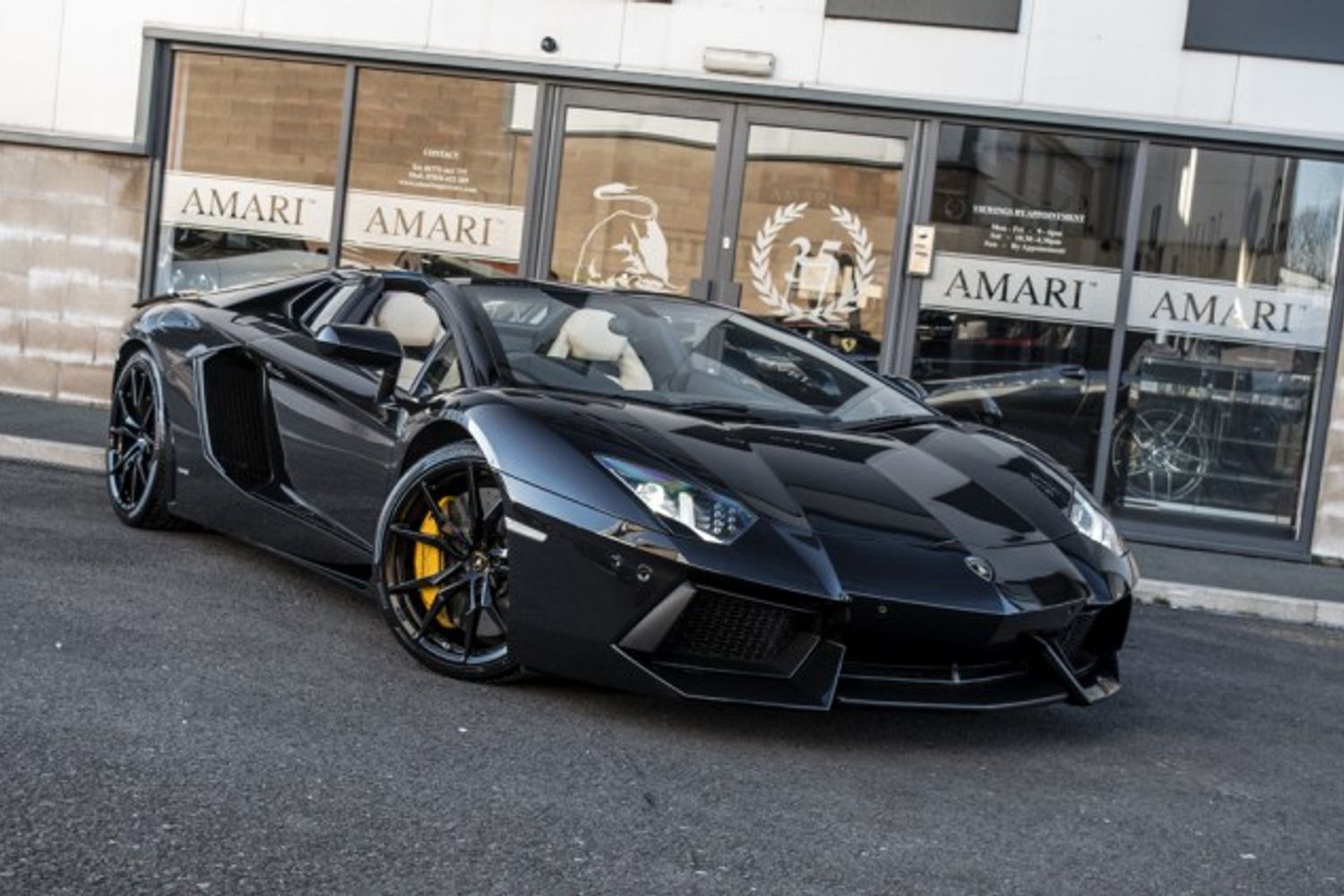 LAMBORGHINI AVENTADOR CONVERTIBLE 6.5 LP 700-4 ROADSTER 2DR SEMI AUTOMATIC