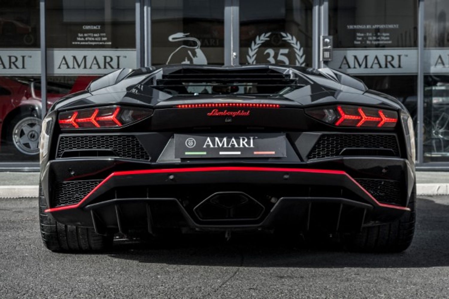 LAMBORGHINI AVENTADOR COUPE 6.5 LP 740-4 S 2DR SEMI AUTOMATIC
