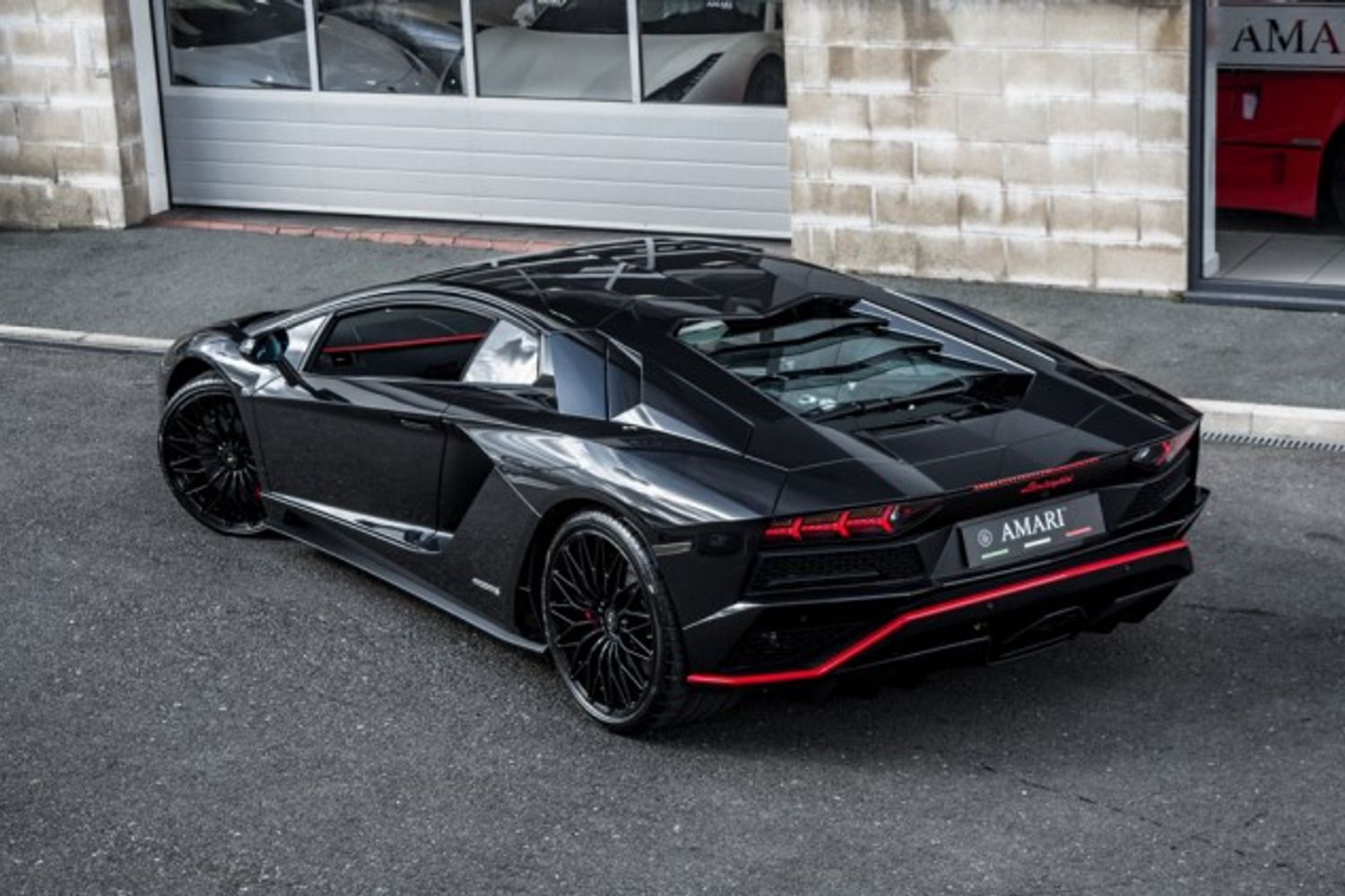LAMBORGHINI AVENTADOR COUPE 6.5 LP 740-4 S 2DR SEMI AUTOMATIC