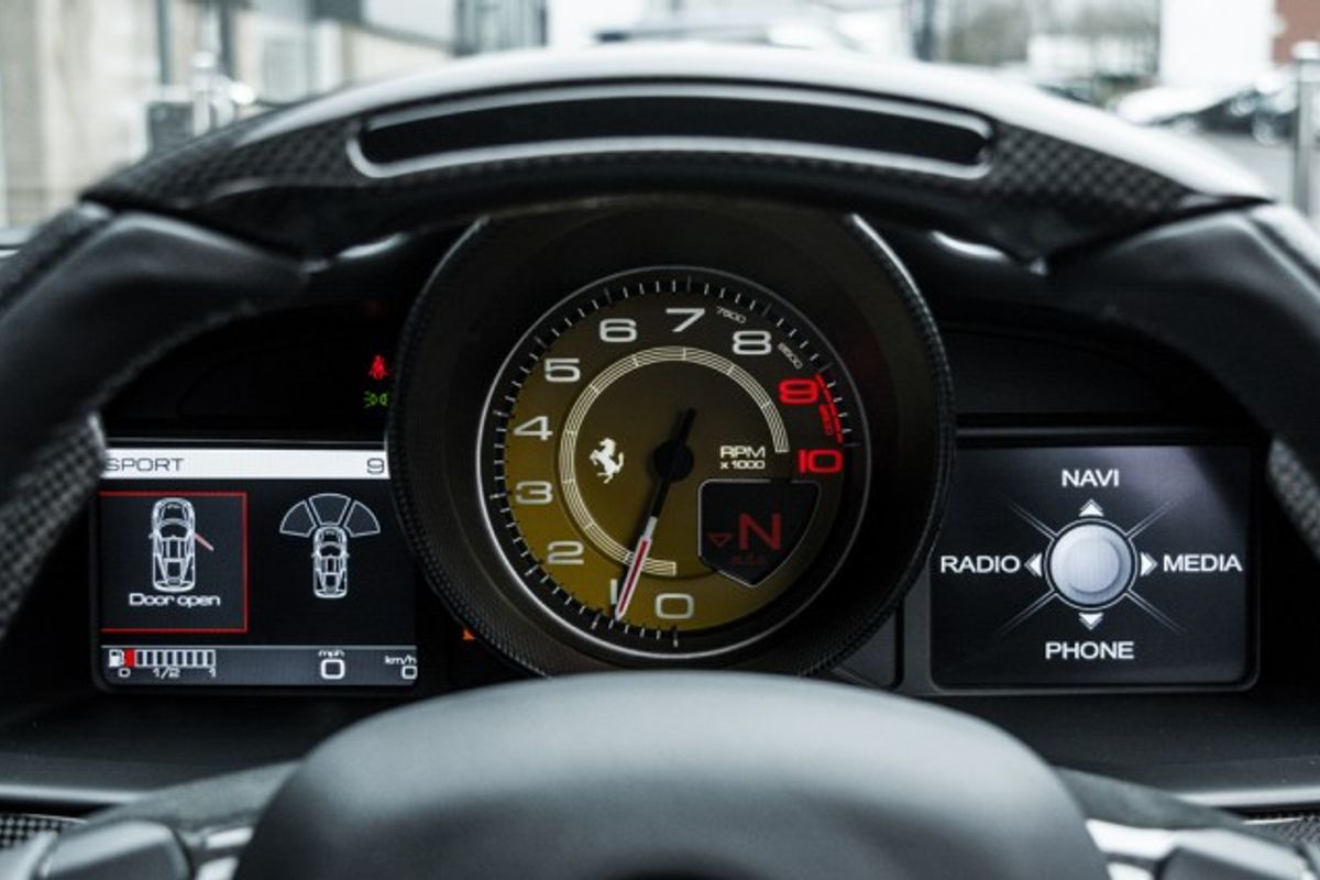 FERRARI 458 SPECIALE COUPE 4.5 AB 2DR SEMI AUTOMATIC