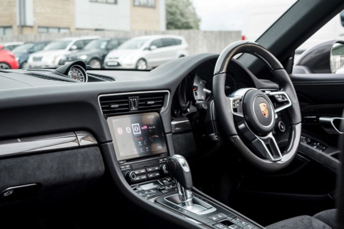 PORSCHE 911 CONVERTIBLE 3.0 TARGA 4 PDK 2DR SEMI AUTOMATIC