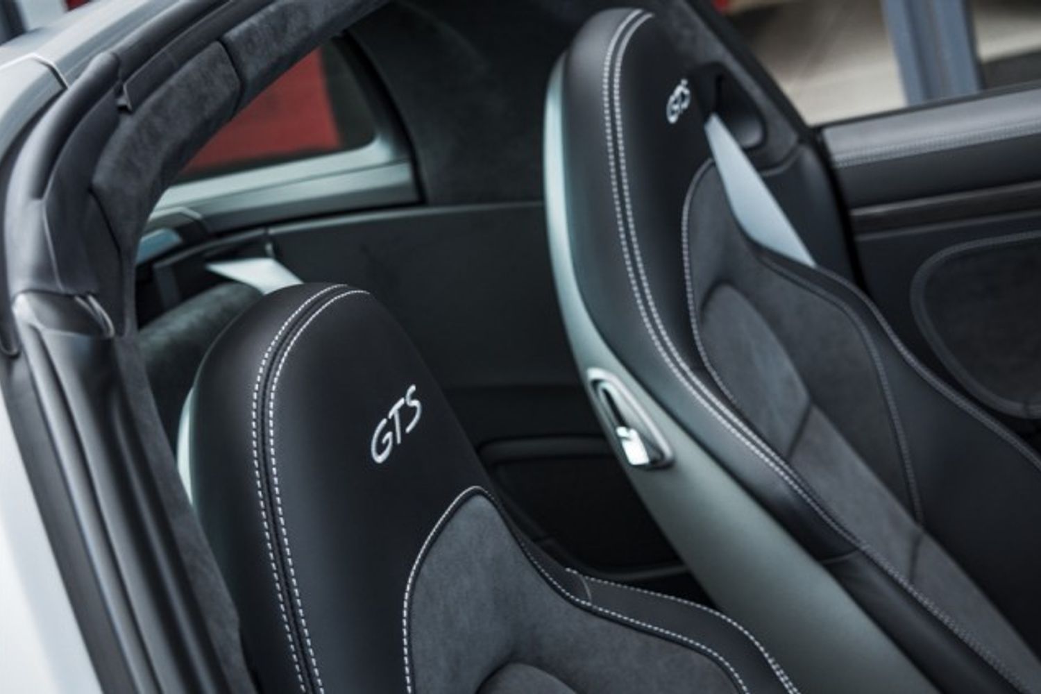 PORSCHE 911 CONVERTIBLE 3.0 TARGA 4 GTS PDK 2DR SEMI AUTOMATIC