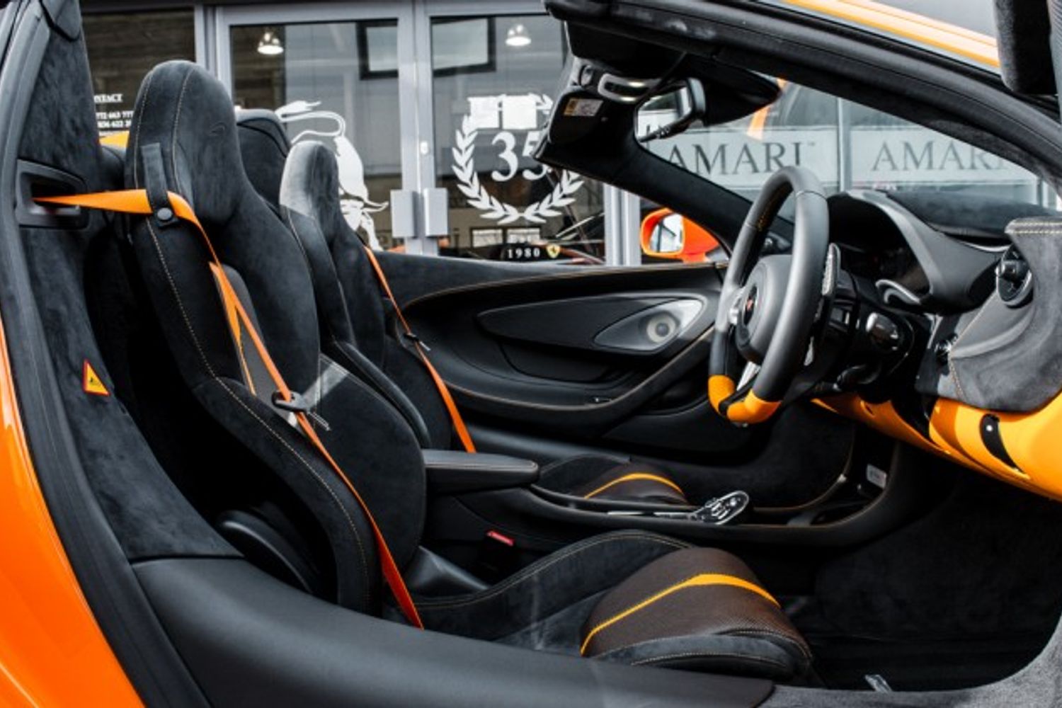 MCLAREN 570S CONVERTIBLE 3.8 V8 SSG 2DR SEMI AUTOMATIC