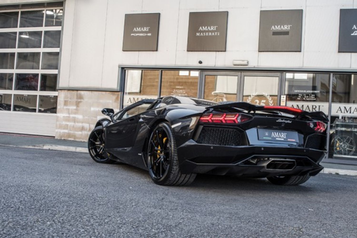 LAMBORGHINI AVENTADOR CONVERTIBLE 6.5 LP 700-4 ROADSTER 2DR SEMI AUTOMATIC